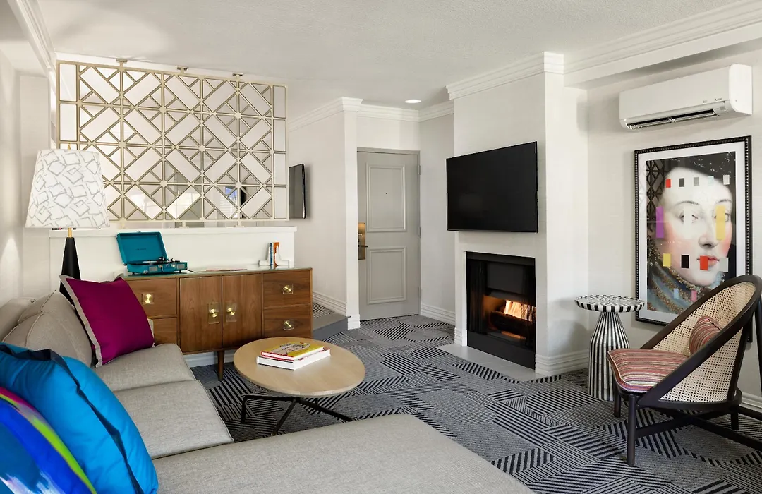 Le Parc At Melrose-1