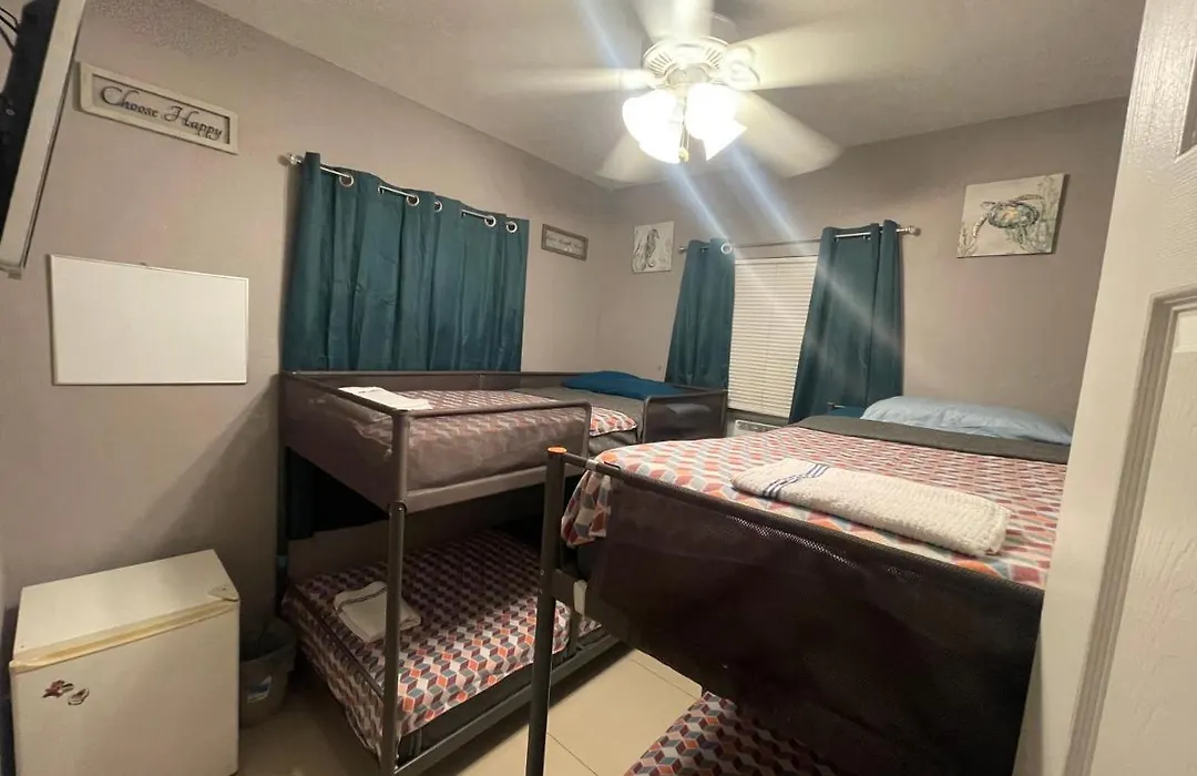 Miami Vibes "Hostel-Like" Shared Room-1