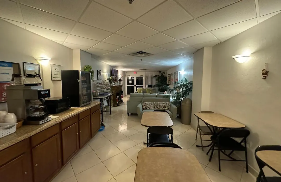Emerald Shores Hotel - Daytona Beach-1
