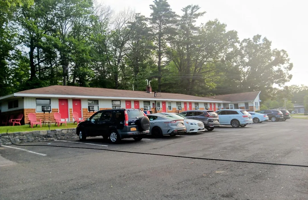 Robin Hood Motel-1