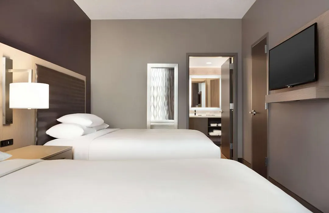 Embassy Suites By Hilton Charlotte Uptown-1
