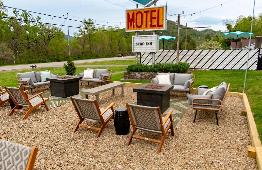 Townsend River Breeze Inn-1