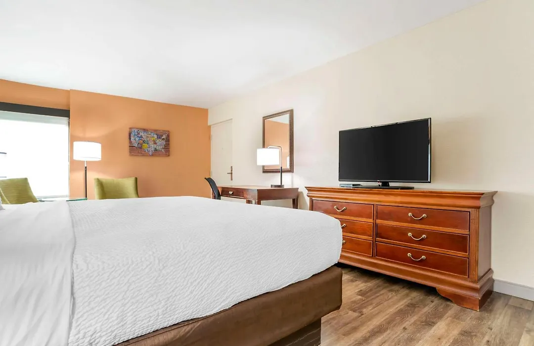 Econo Lodge Moss Point - Pascagoula-1