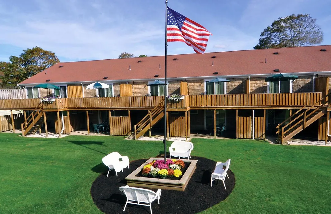 Cape Winds Resort-1