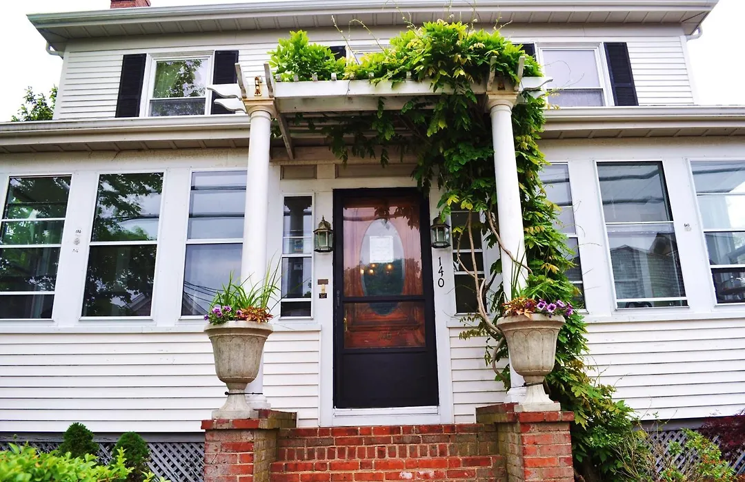 The John Randall House-1