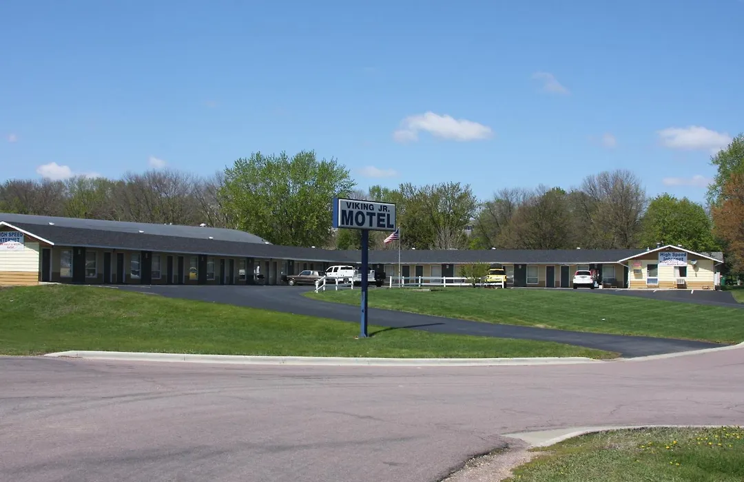 Viking Jr. Motel-1