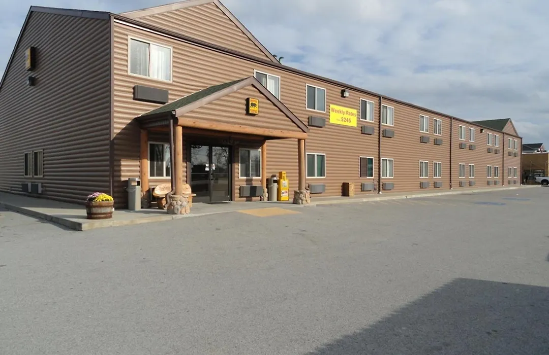 Booneslick Lodge - Jane-1