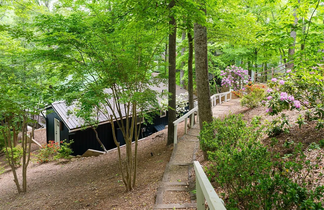 Blue Moon Cottage-1