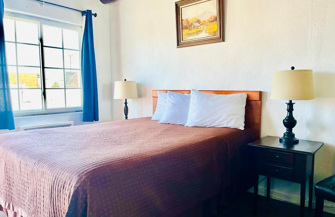 Cottonwood Court Motel-1