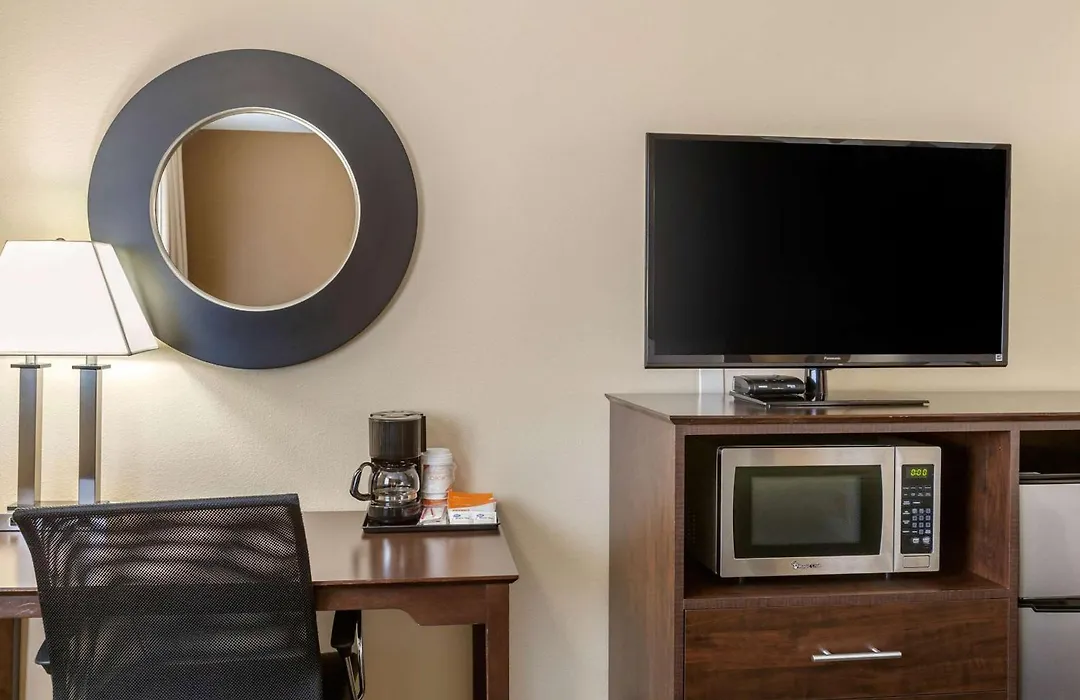 Quality Inn Ontario-1