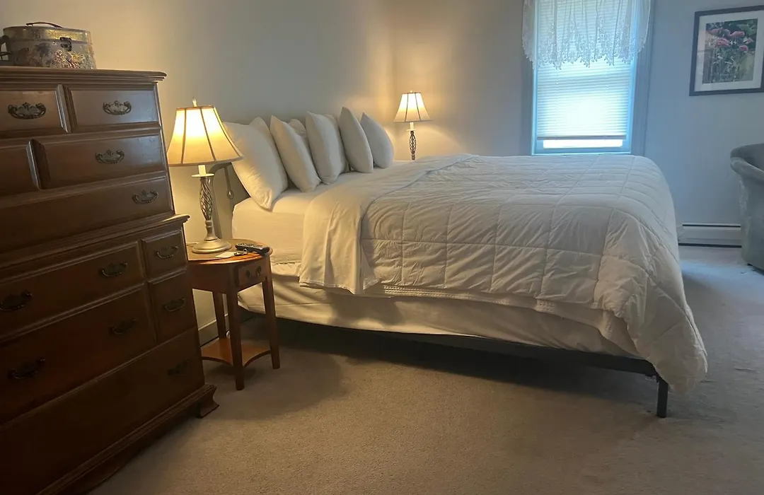 The Vermont Inn-1