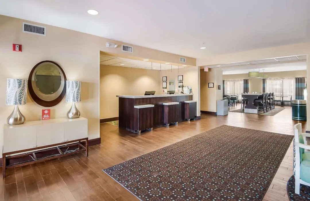 Quality Inn & Suites Quincy - Downtown-1