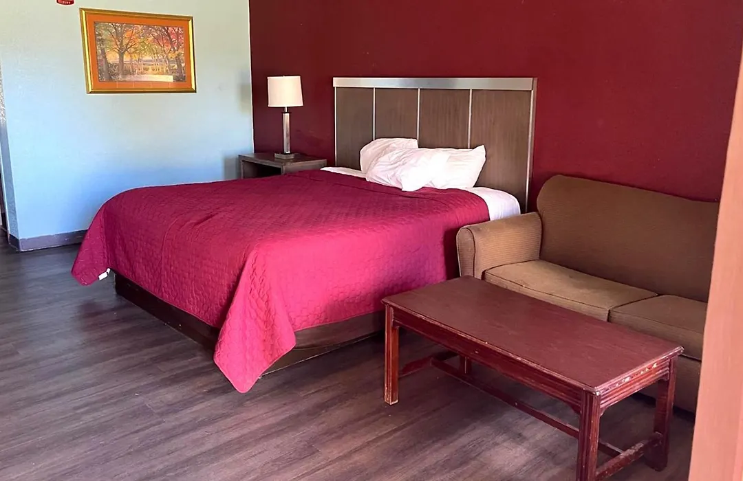 Mayfair Inn-1