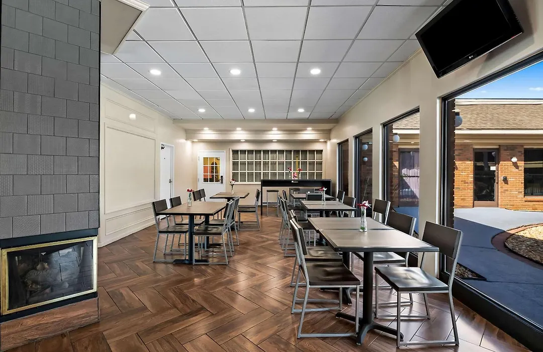 Quality Inn & Suites Fayetteville I-95-1