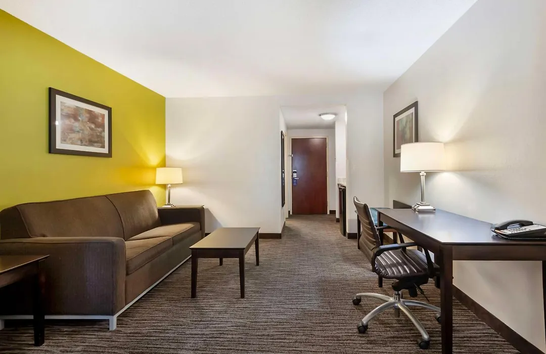 Best Western Magnolia Inn And Suites-1