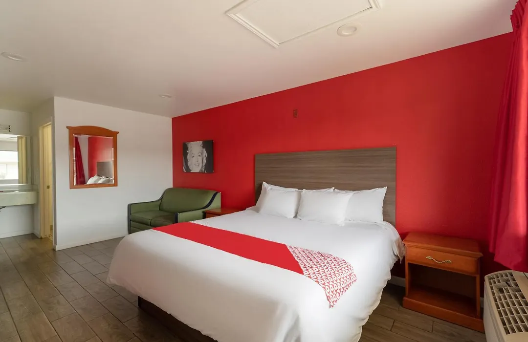 Oyo Hotel San Antonio Near At&T Center-1