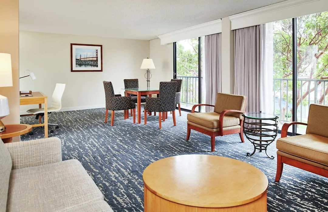 Doubletree By Hilton Hotel Berkeley Marina-1
