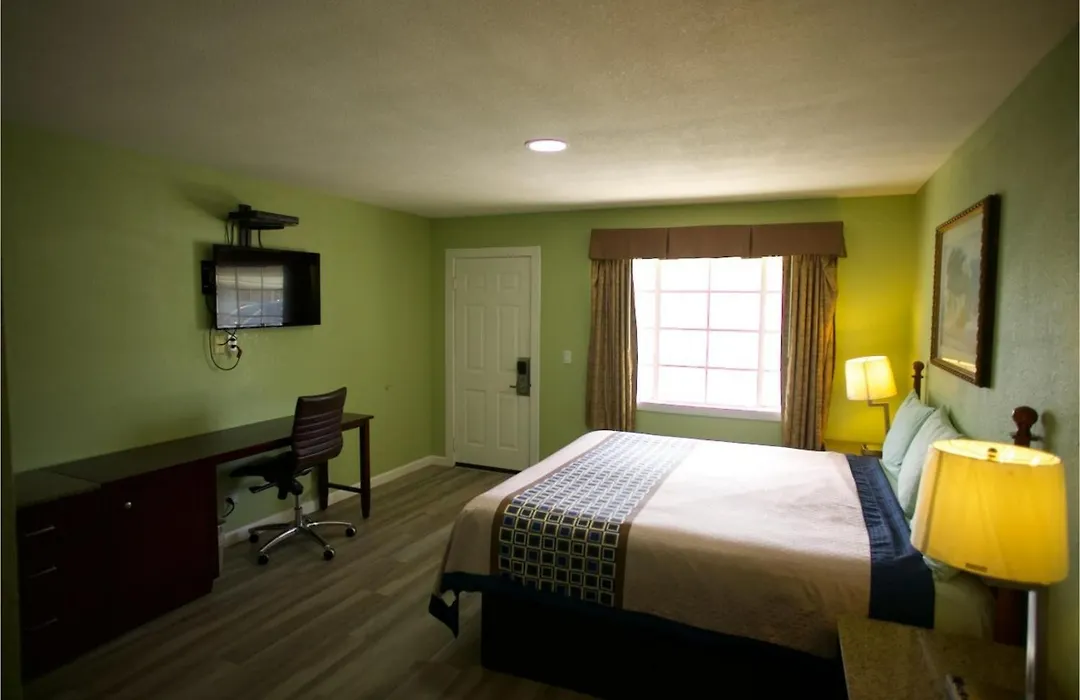Western Inn-1
