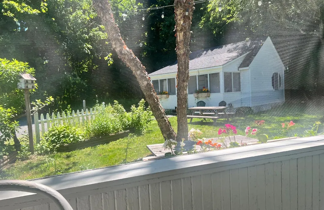 Bar Harbor Cottages & Suites-1