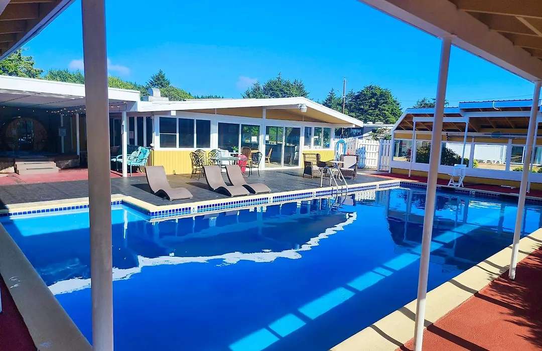 Beachwood Condos & Resort-1