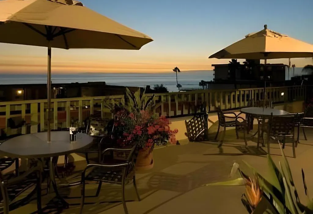 Laguna Brisas - A Beach Hotel-1