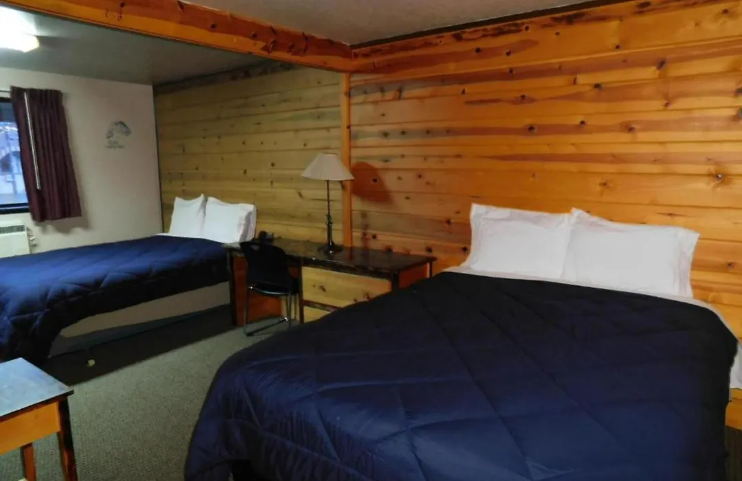Packwood Inn-1