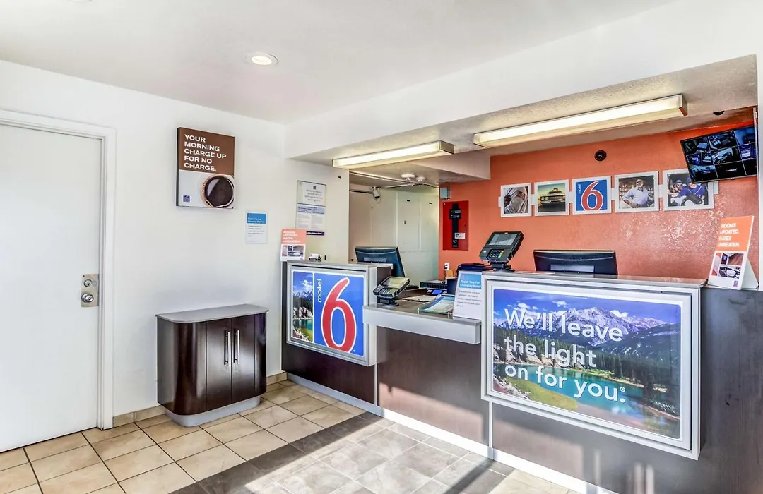 Motel 6 Fort Collins, Co-1