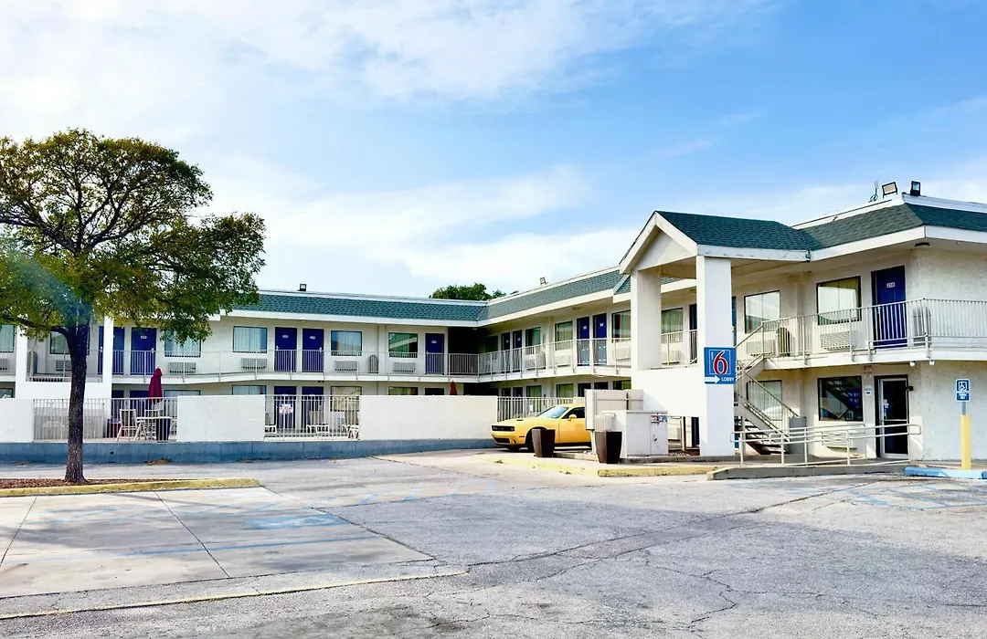 Motel 6-Austin, Tx - North Central-1