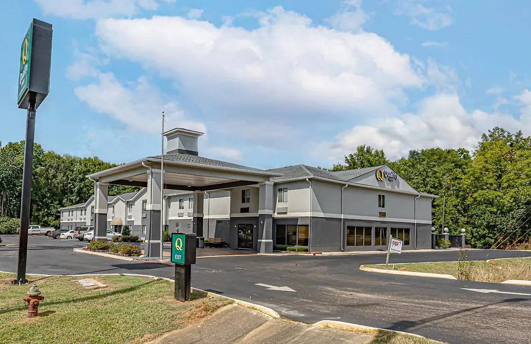 Quality Inn Edmund Pettus Bridge Area-1
