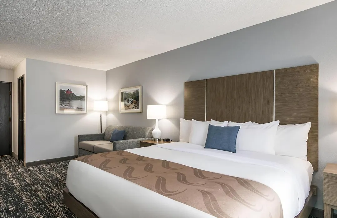 Quality Inn Marquette-1