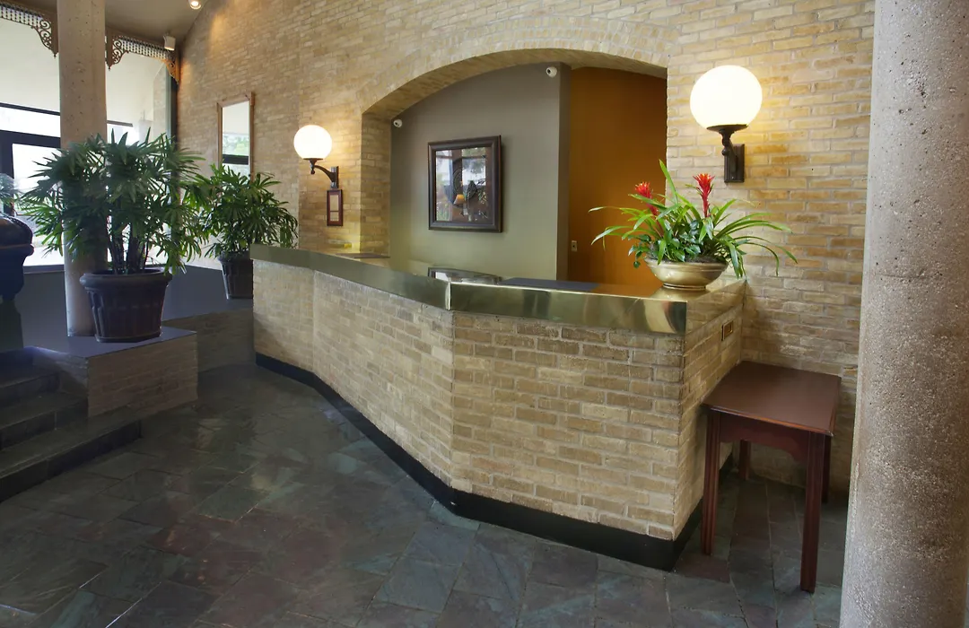 The Crockett Hotel-1