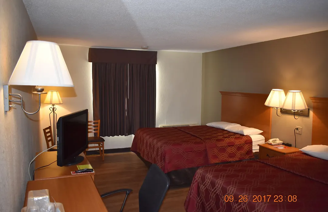 Mho Hotel Bordentown-1