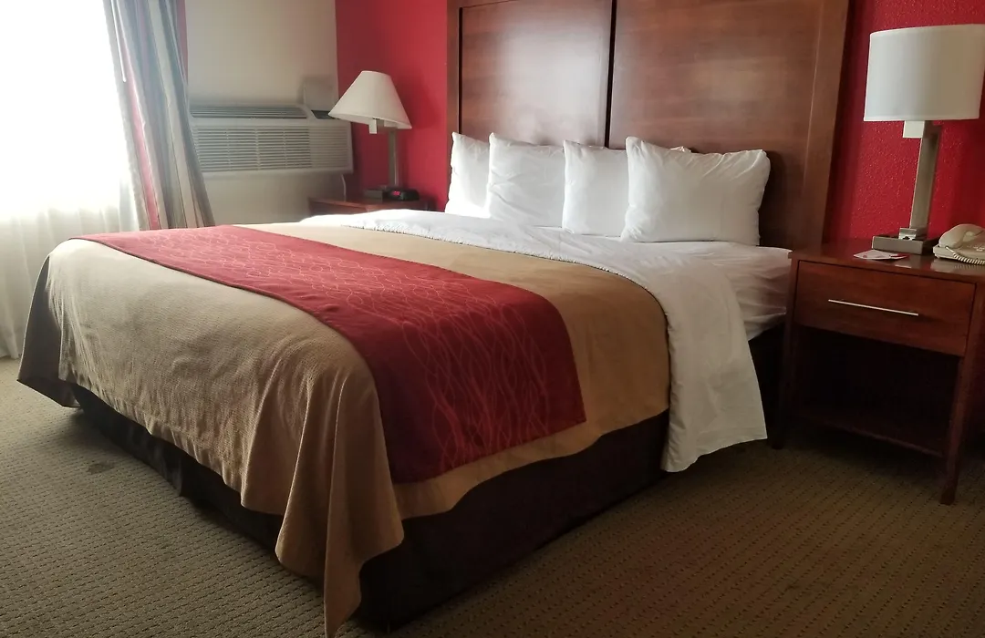 Ramada By Wyndham Downtown Spokane-1