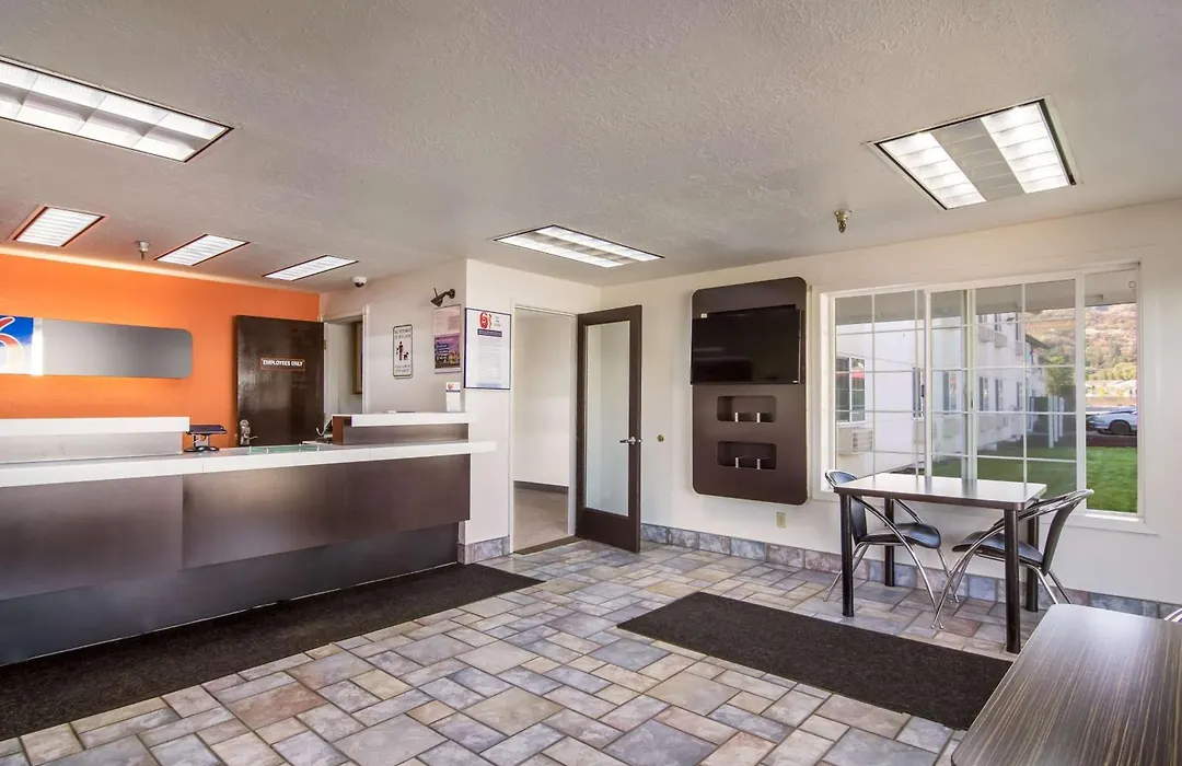 Motel 6-The Dalles, Or-1