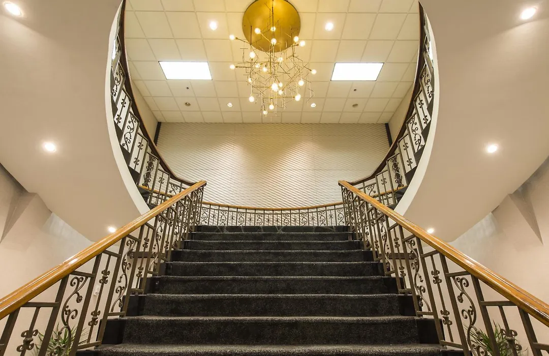 The Madison Concourse Hotel-1