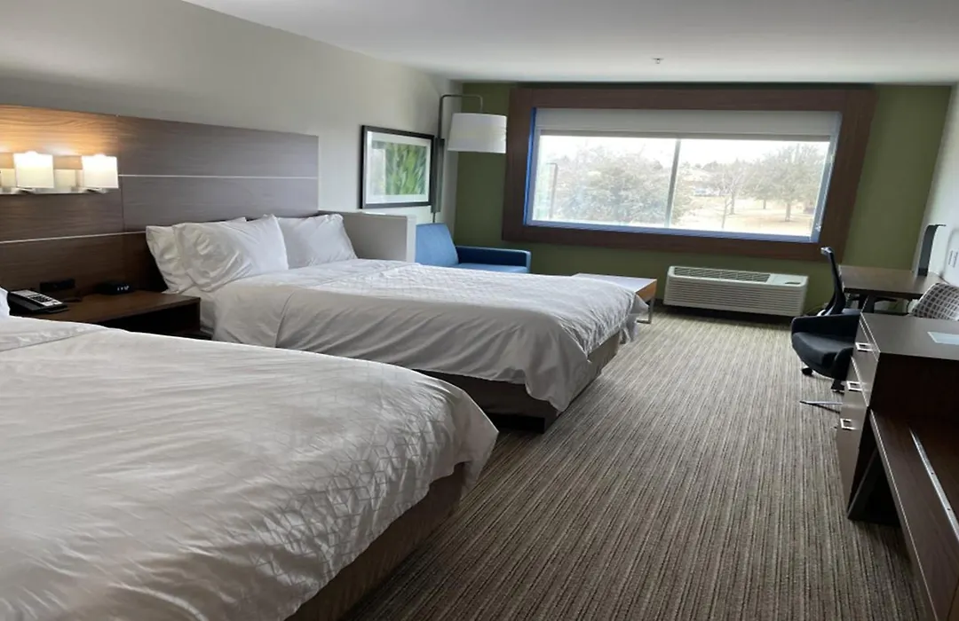 Holiday Inn Express & Suites Brenham South By Ihg-1