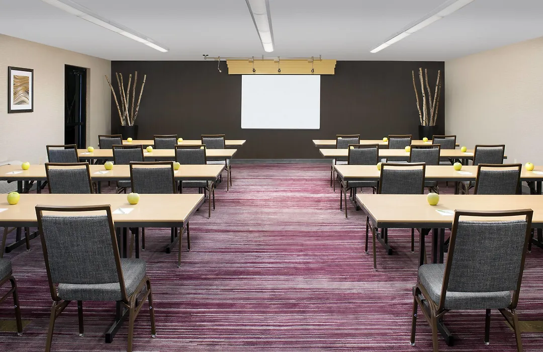 Courtyard By Marriott Portland Hillsboro-1