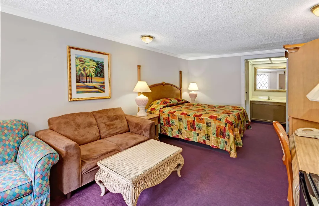 Knights Inn Austell-1