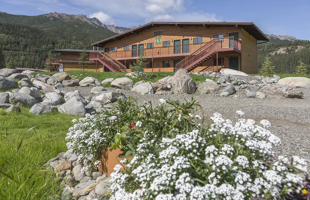 Holland America Denali Lodge-1