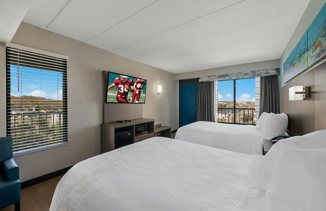 Red Roof Inn Plus & Suites Virginia Beach - Seaside-1
