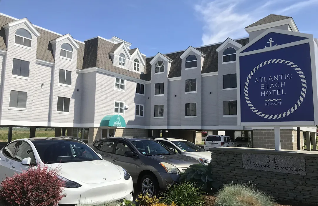 Atlantic Beach Hotel Newport-1