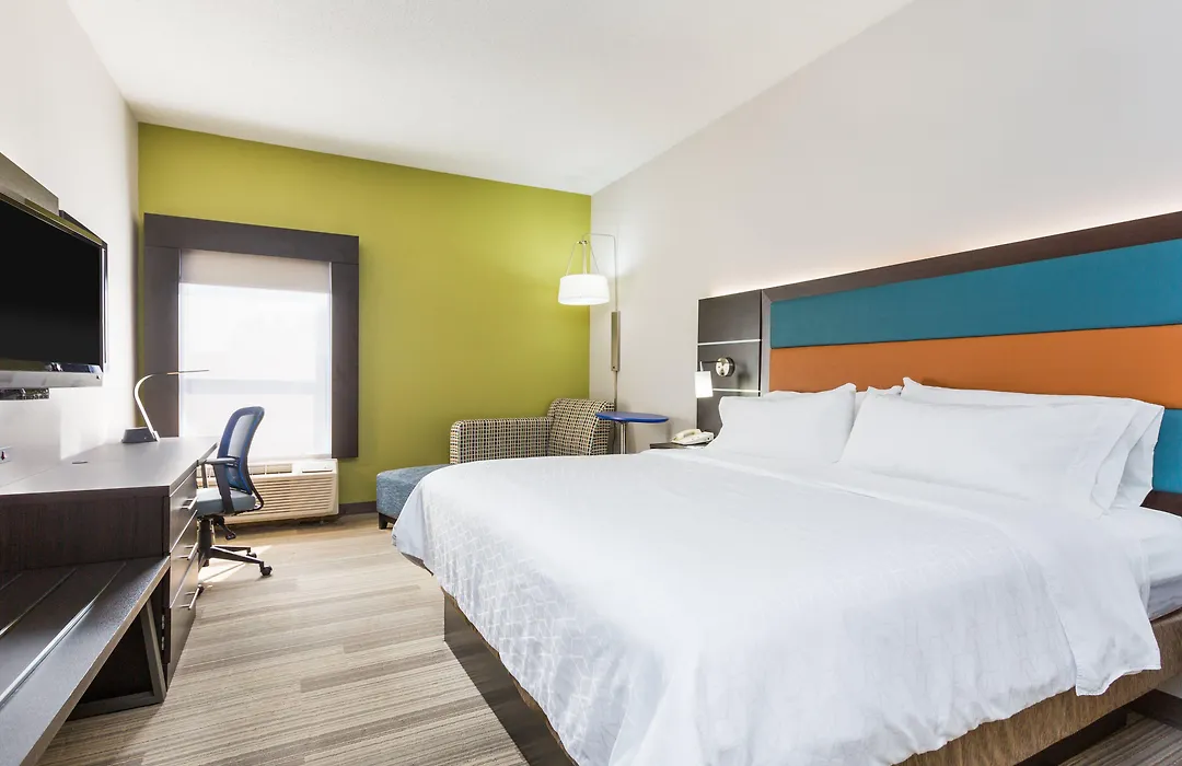 Holiday Inn Express - Plymouth By Ihg-1