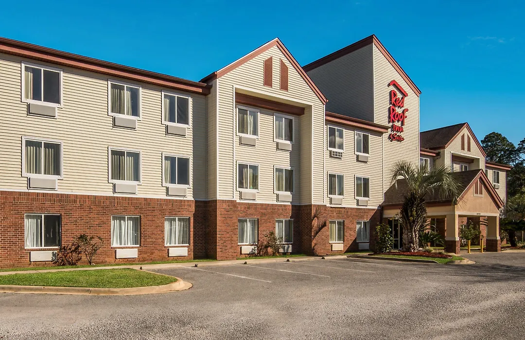 Red Roof Inn & Suites Pensacola East - Milton-1