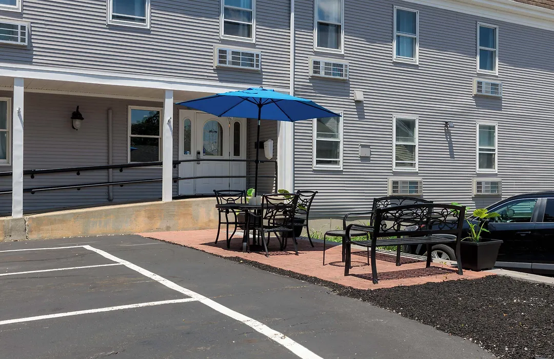 Westborough Inn-1