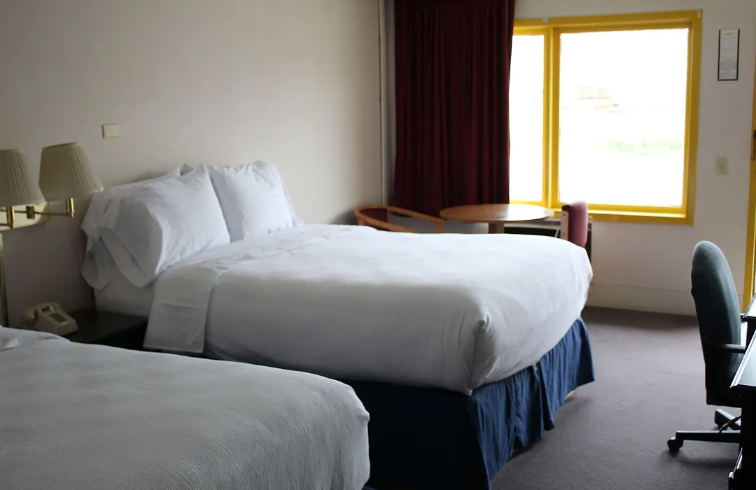 Red Carpet Inn North East-1