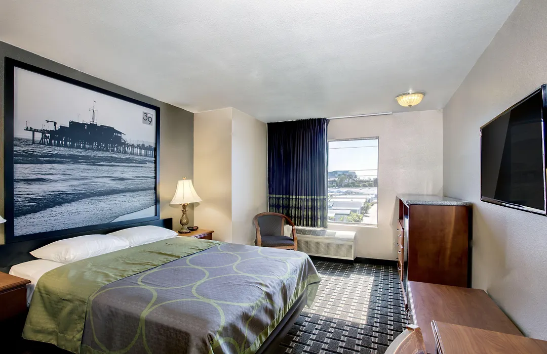 The Hotel 39-1