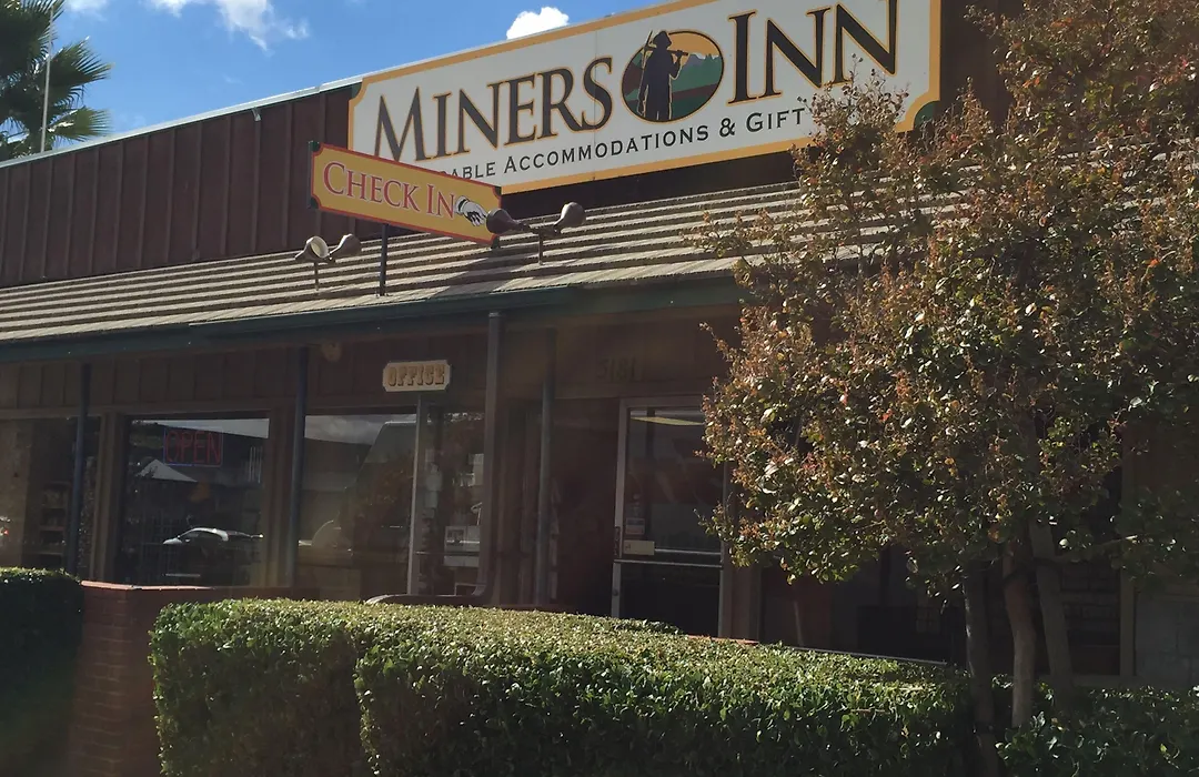 Miners Inn-1