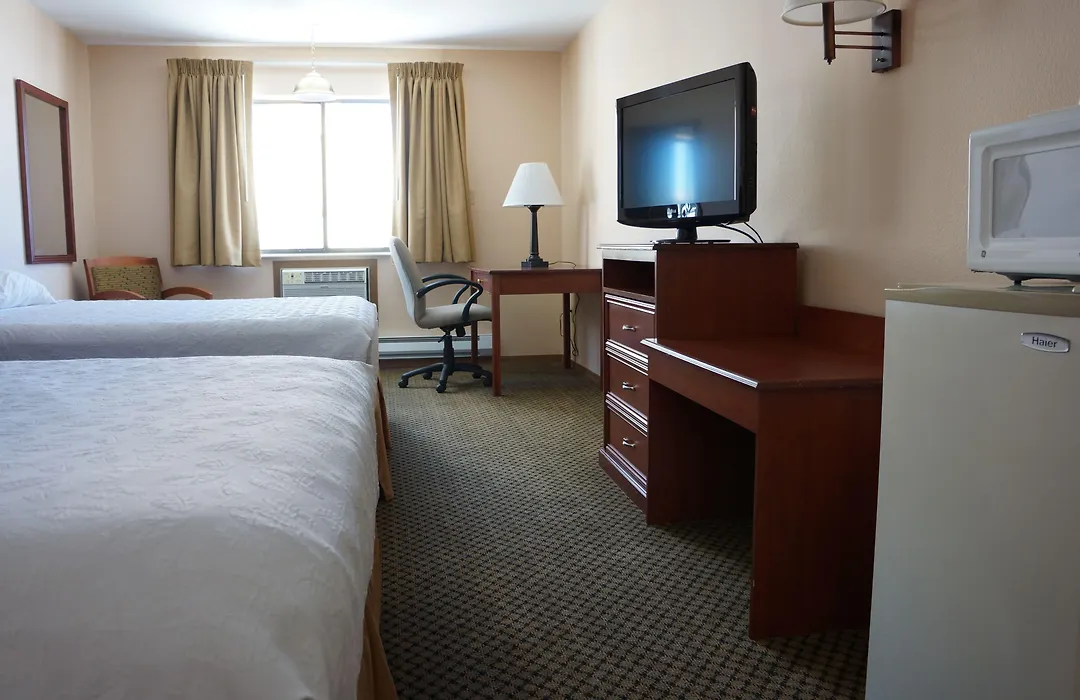 Luxury Inn & Suites-1