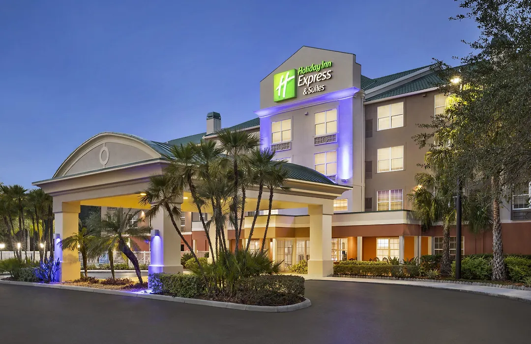Holiday Inn Express & Suites Sarasota East By Ihg-1