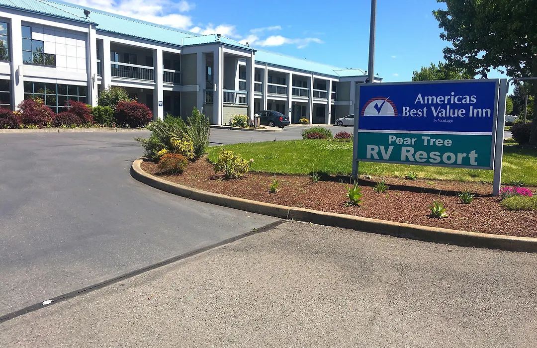 Americas Best Value Inn Phoenix Medford-1